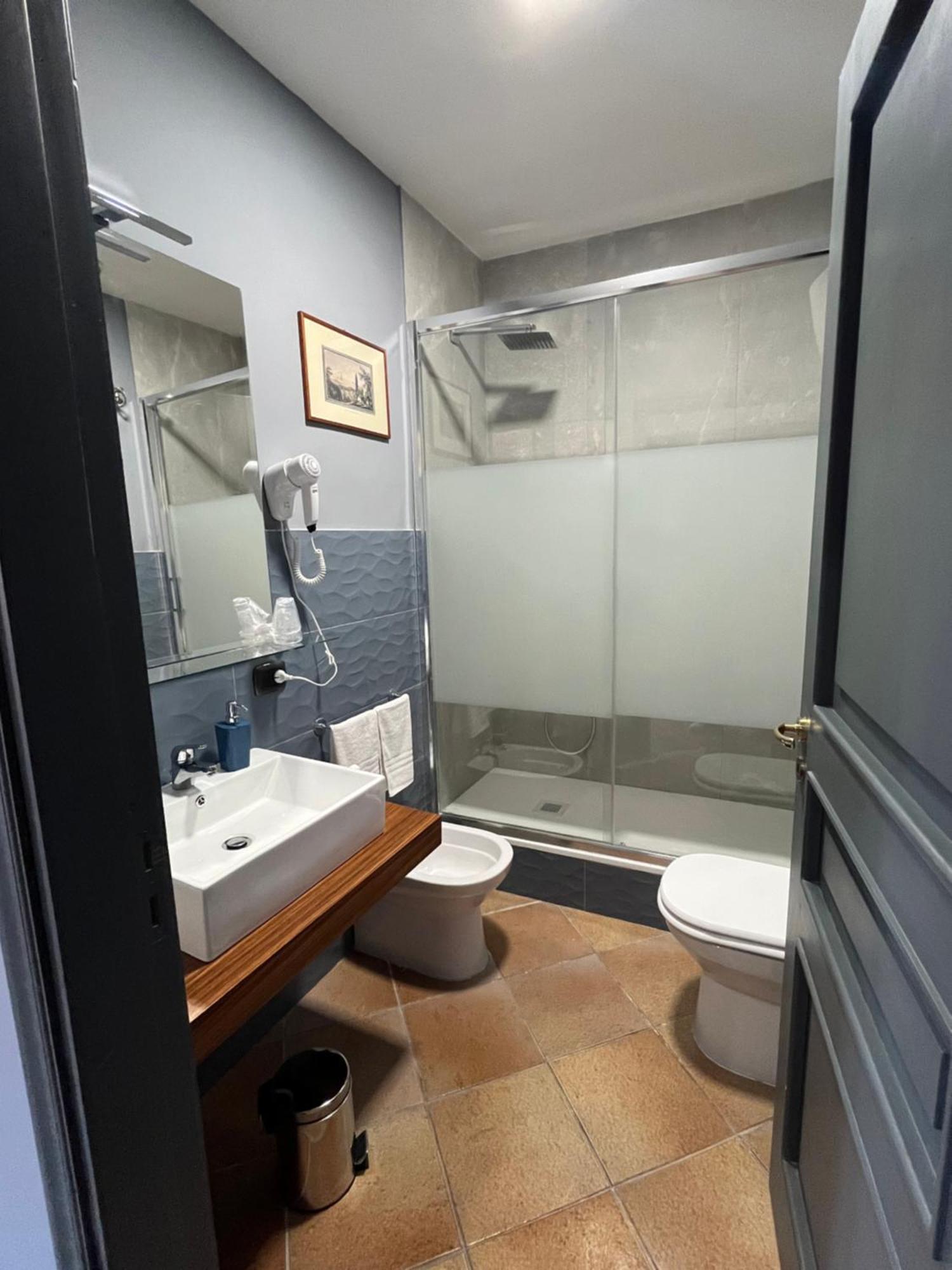 Naples Luxury Suites B&B Екстер'єр фото